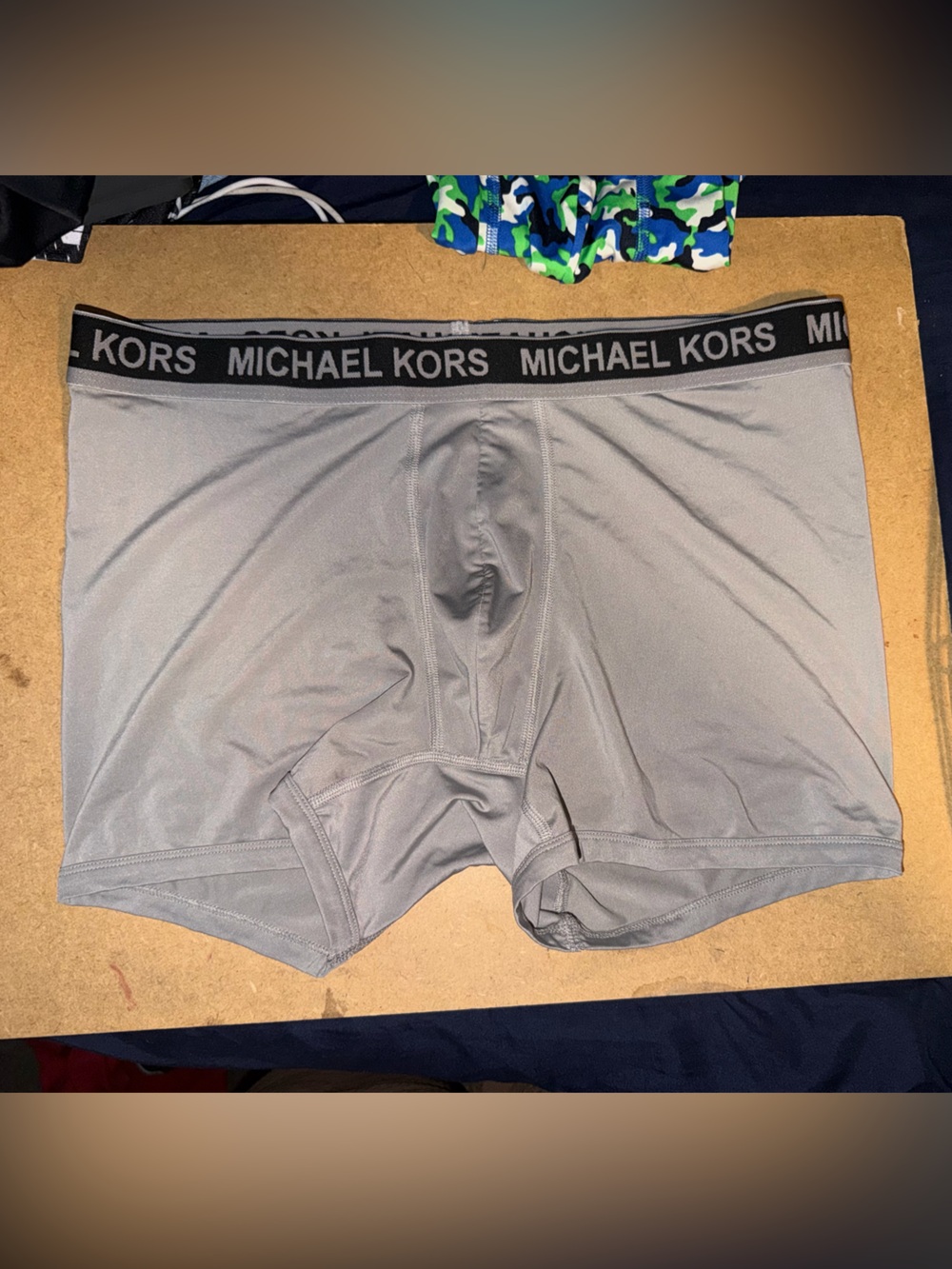 Michael Kors Men's Boxer Briefs Assorted Gray, Blue, Red, Black - Picture 7 of 8